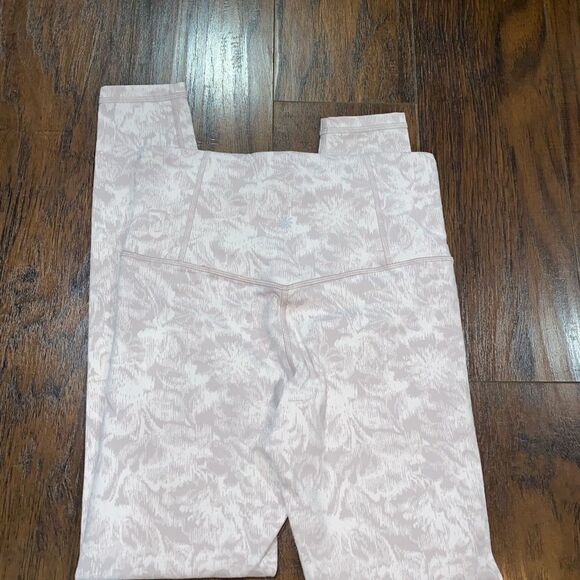 Athleta Elation Textured Tight Frosted Floral Pink leggings - Picture 8 of 12